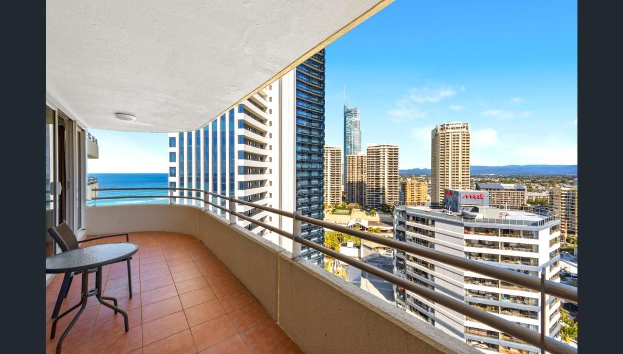 Zenith Ocean Front Apartments Gold Coast Kültér fotó