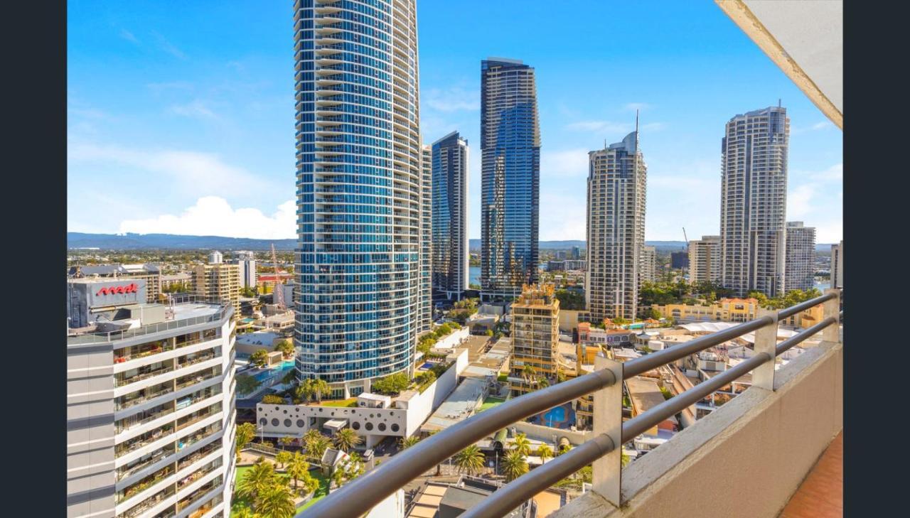 Zenith Ocean Front Apartments Gold Coast Kültér fotó