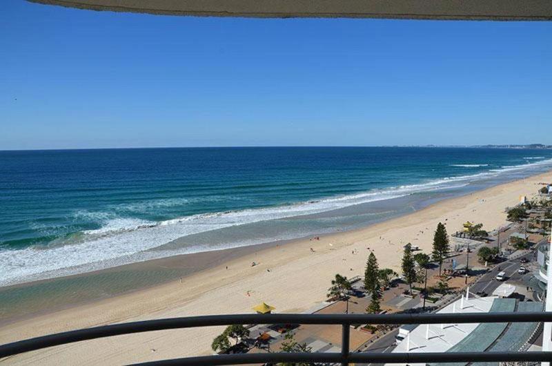 Zenith Ocean Front Apartments Gold Coast Kültér fotó