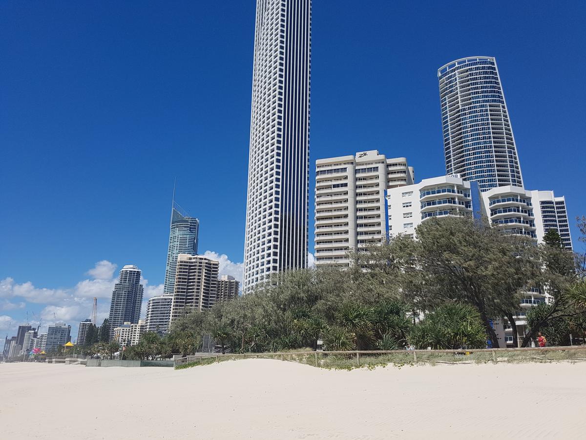 Zenith Ocean Front Apartments Gold Coast Kültér fotó